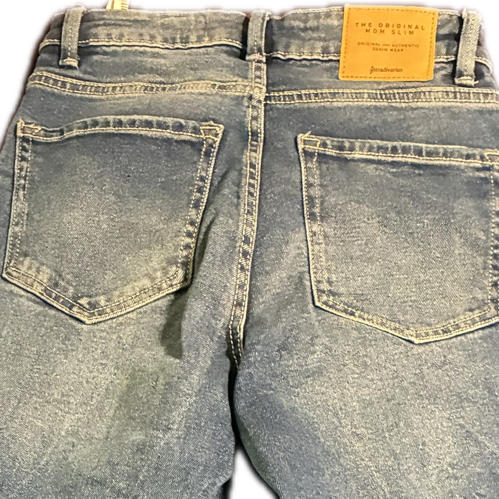 Stradivarius Jeans Mom Slim size 2 made in Bangladesh - Picture 4 of 6
